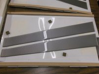 dot matrix b-pillar moldings 04.jpg