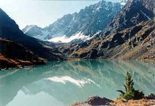 kuiguklake.jpg