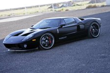 Ford GT with black rims4.jpg